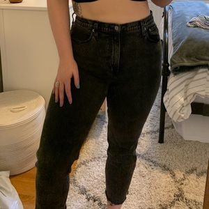 Abercrombie Ultra High Rise Mom Jean